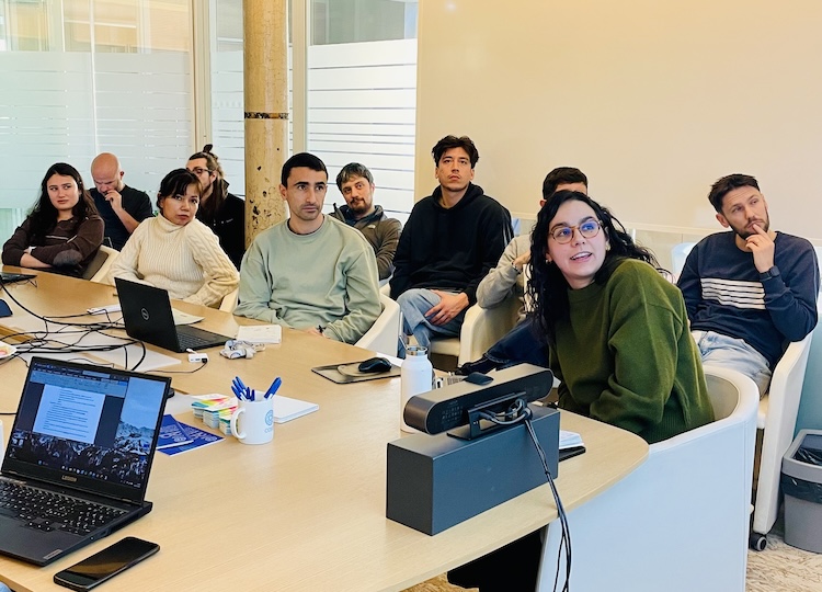 Martina Chiesa presenting her PhD work